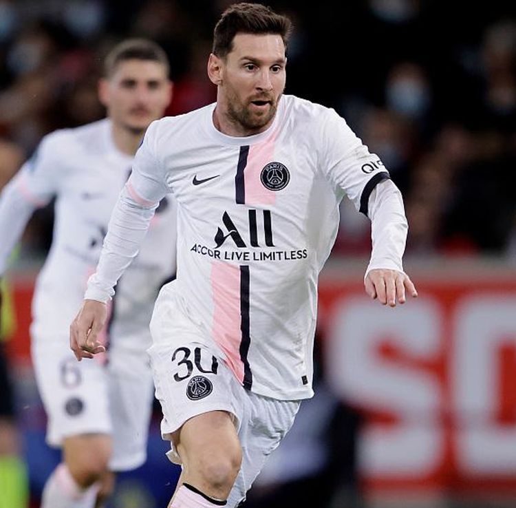  勒沃库森遭遇赛季首败 