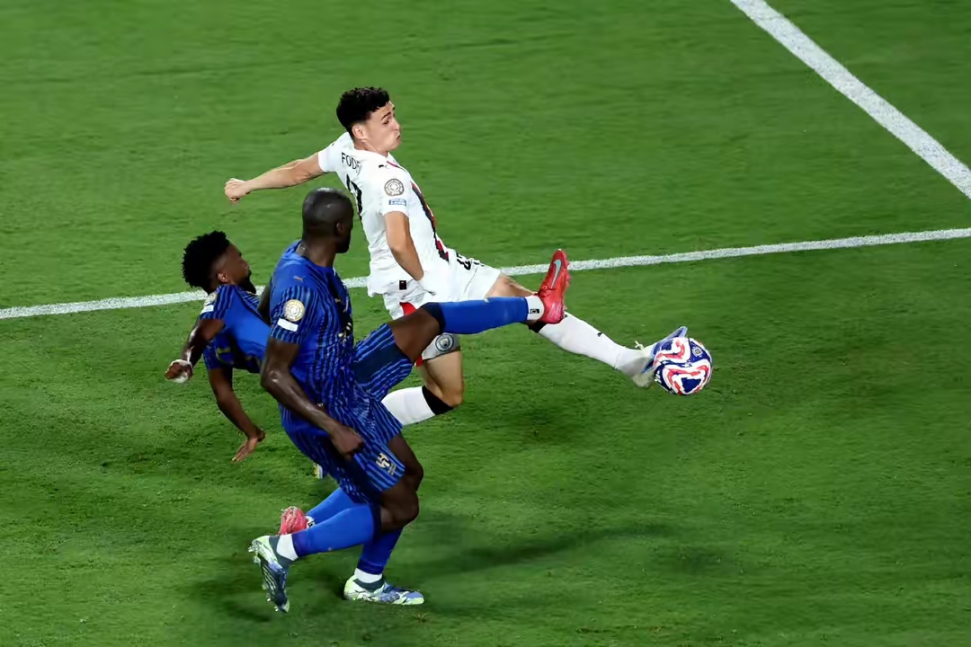 转折点阿贾克斯篮板制胜,国王杯转会期攻防权衡,气氛紧张,赛季目标并未改变的简单介绍 转折点阿贾克斯篮板制胜,国王杯转会期攻防权衡,气氛紧张,赛季目标并未改变的简单介绍