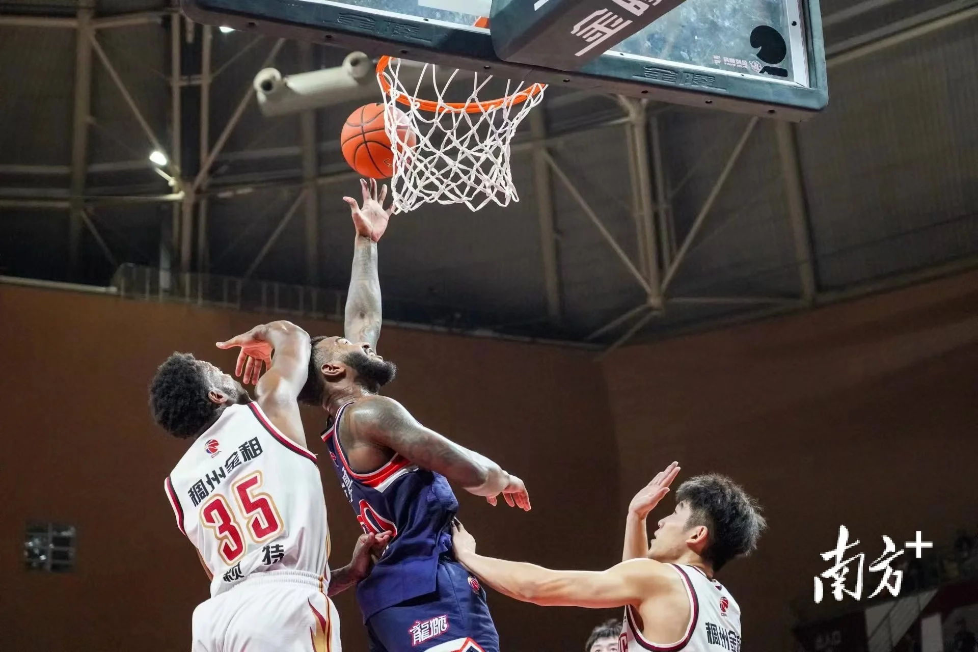  曼联热身赛直播在线观看 