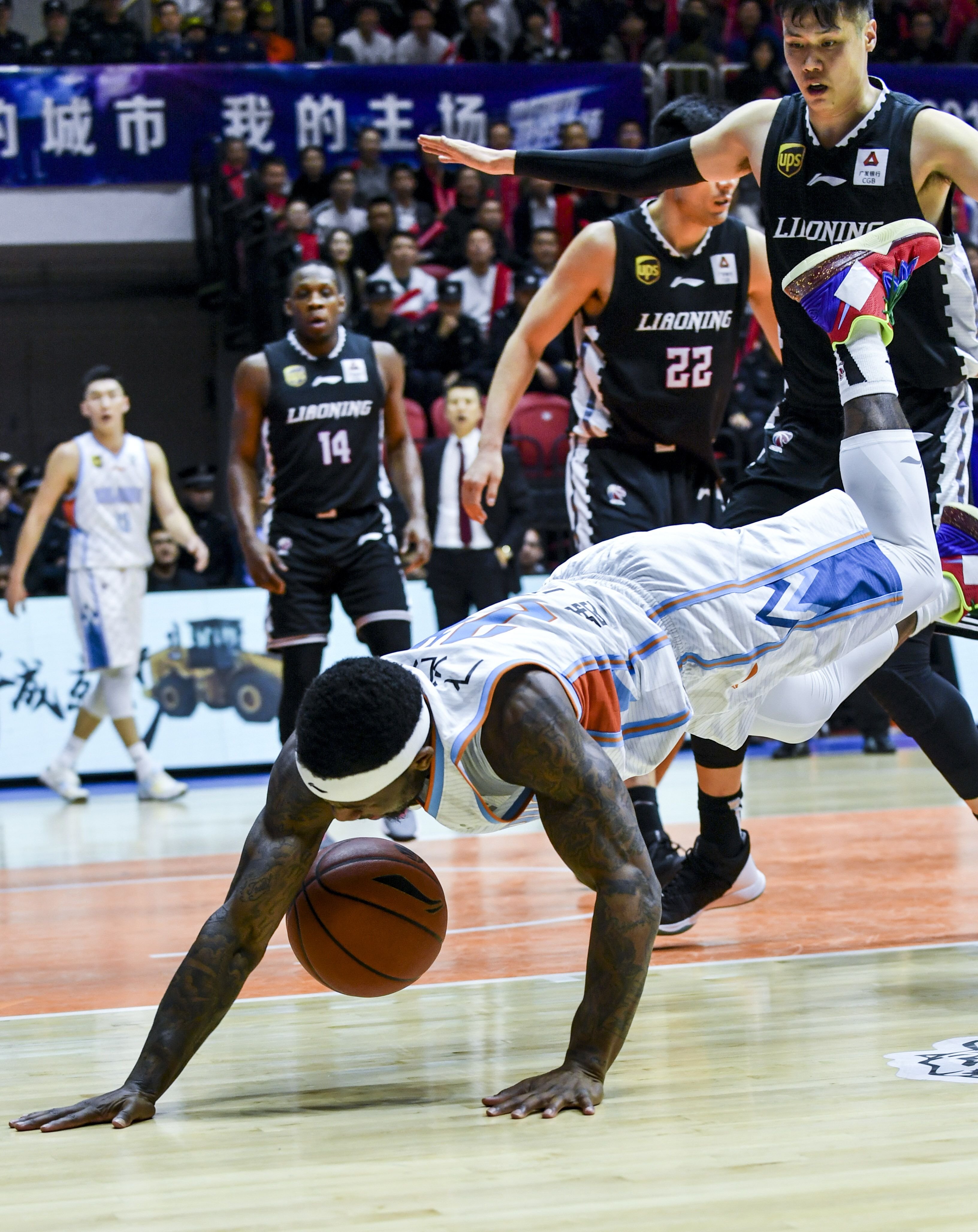  曼联热身赛直播在线观看 